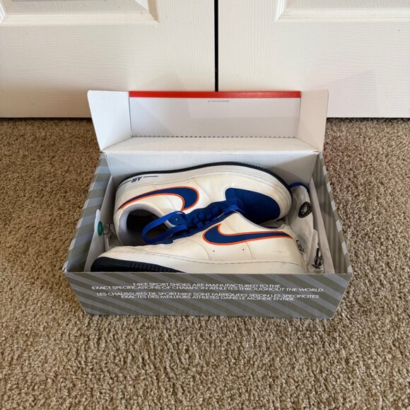 Nike Air Force 1 Low "Knicks", size M 10 - Picture 6 of 6